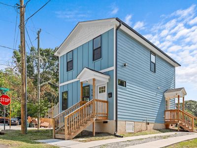 616 Belt St