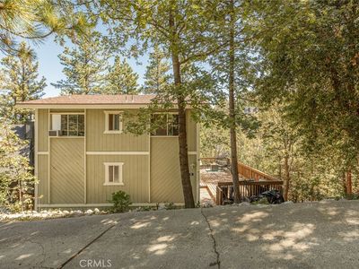 1214 Aleutian Dr