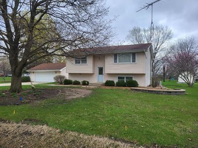 1785 Vista Dr