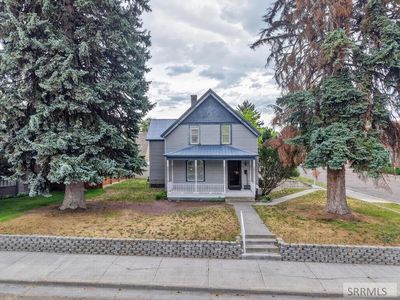 310 Elm St