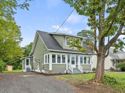 71 Essex St