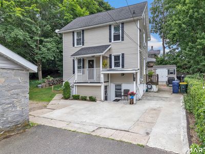 69-1/2 Franklin Street