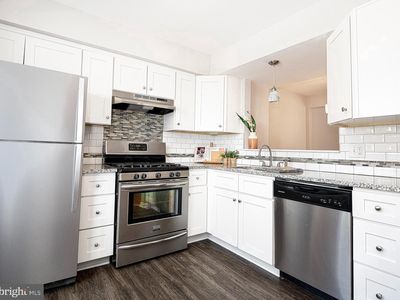 7 Northford Way