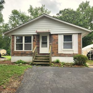 111 Woodland Dr