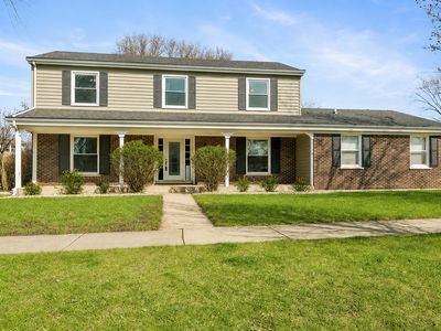 1653 N Douglas Ave