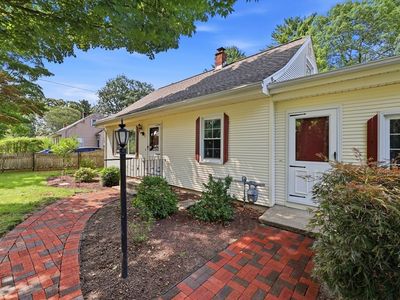11 Grenier Dr