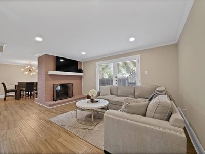 5904 Sandhurst Ln APT 145