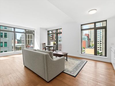 99 Hudson St #700