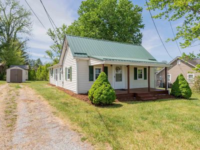1914 Warden Springs Rd
