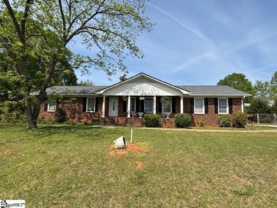 927 Cardinal Dr