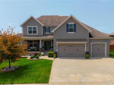 1513 SW Whistle Dr