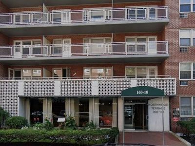 160-10 89th Avenue #9E