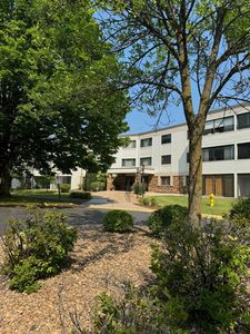 4465 Trenton Ln N APT 203