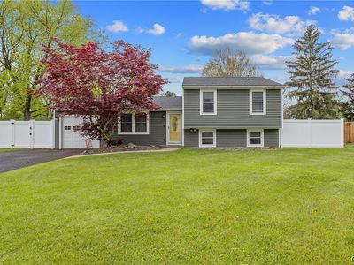 Property at 6020 Deer Springs Rd, Cicero, NY