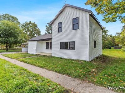 Property at 178 W Muskegon St NE, Cedar Springs, MI