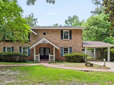 906 Azalea Rd