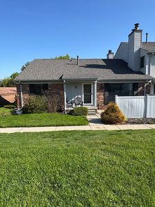 38955 Golfview Dr E