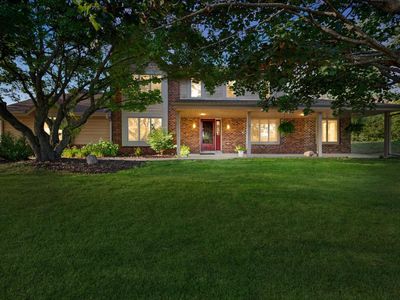 S67W23715 Fernwood COURT