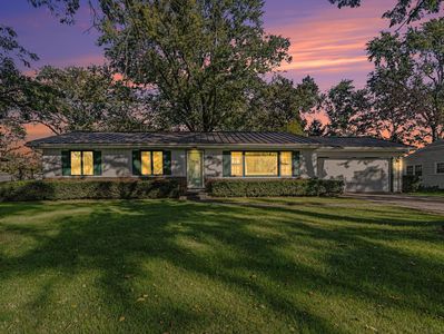 809 Canterbury Dr