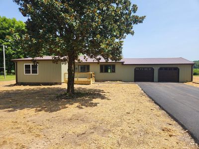 160 Melissa Dr