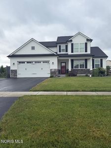 Property at 24930 Saddle Horn Dr, Perrysburg, OH