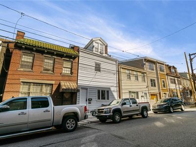 3435 Denny St