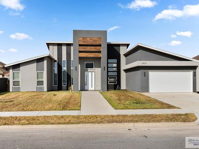 6832 Villa De Jardin