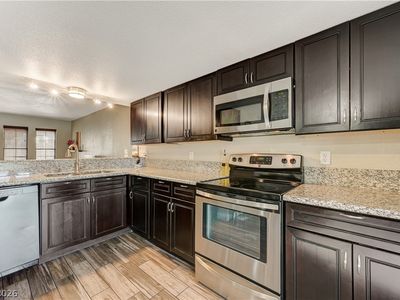 2080 Karen Ave #20