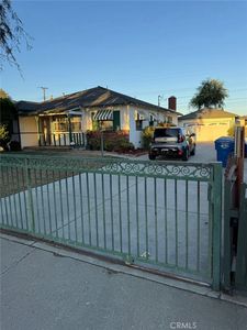 2220 Las Vegas Ave