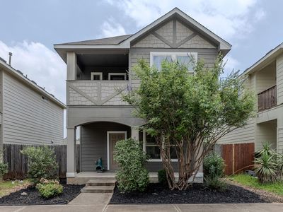 4607 Graceful Ln