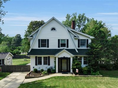 Property at 5798 Lakecrest Dr, Lake View, NY