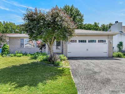 3013 Sandy Ridge Dr