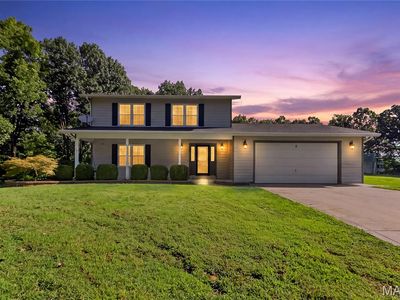 1863 Tamara Ct
