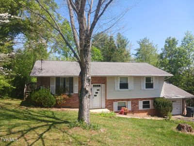 217 Holland Dr