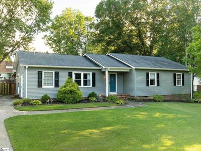 7 Crowndale Ct
