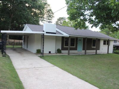 763 E Corley Dr