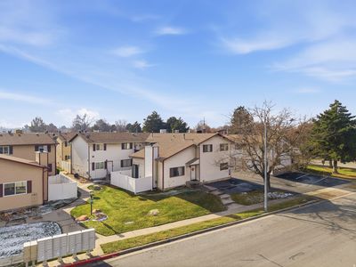 5235 S Glendon St W #H-4