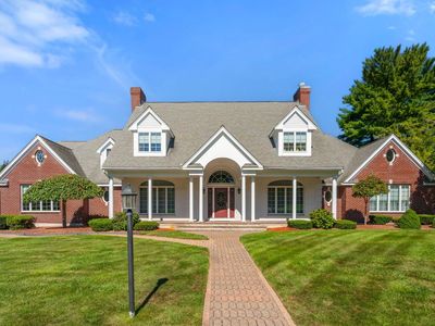 5 Elizabeth Way