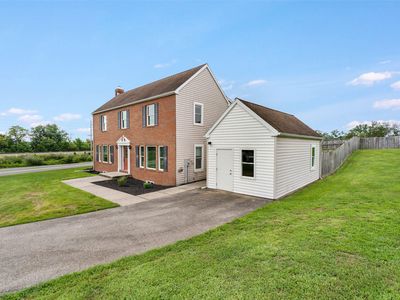 641 Brown Rd