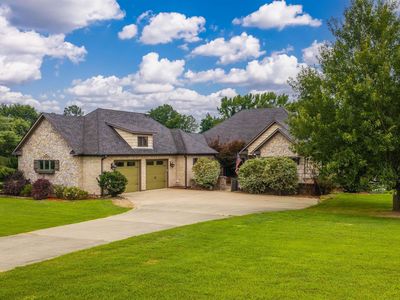 36 Valley Meadows Dr