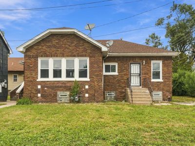 657 Freeland Ave