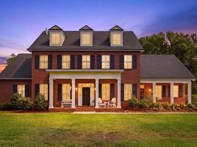 2635 Tryon Pl
