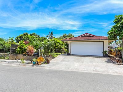 1724 Akaakoa St