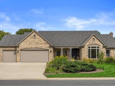 N74W16142 Stonewood DRIVE
