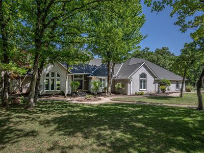 2500 Perth Dr