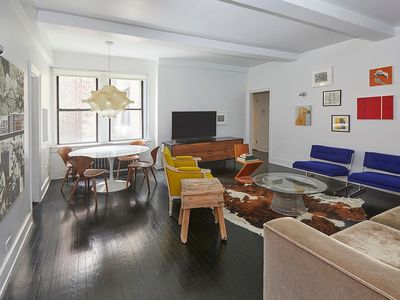 425 E 51st St APT 2D