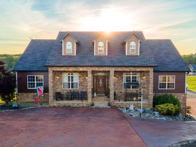 2869 Luther Catlett Cir