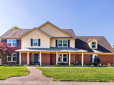 7699 Hermitage Ct