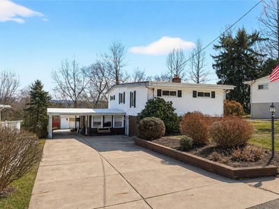 3604 Rosebriar Ave