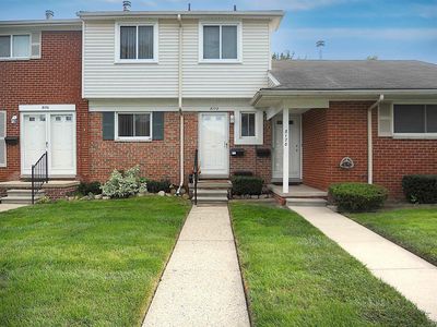 8172 Farnum Ave